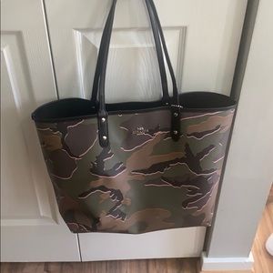 Coach bag camo